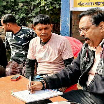 डॉक्टर या हॉस्पिटल जाने से डर लगता है? डॉक्टर ‘ओपन एयर चैंबर’ लेकर हाजिर