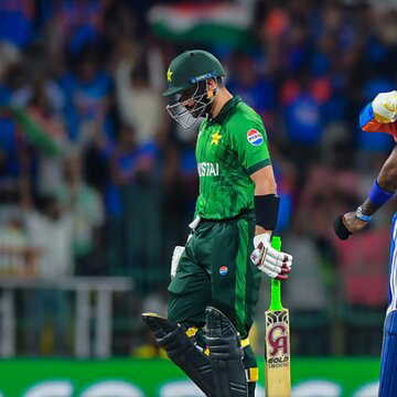 "गड़बड़ी की शुरुआत से ही…,” भारत के खिलाफ पाकिस्तान क्यों लगातार हार रहा है? शोहैब ने खोला मुंह