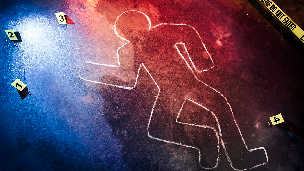 शीतल पेय बनाने वाली फैक्ट्री में व्यक्ति का शव बरामद, नरेंद्रपुर में भारी हंगामा