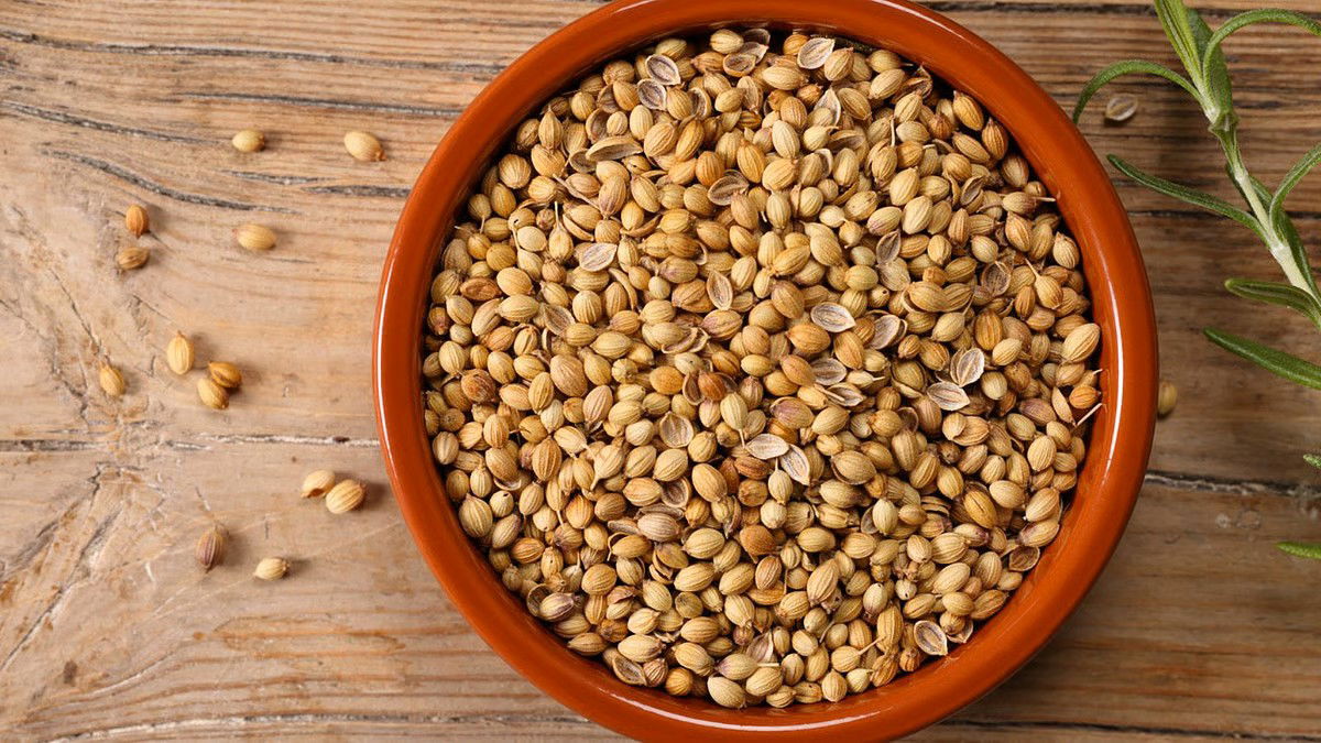 आर्थिक संकट, परिवार में अशांति ? इसे दूर कर सकता है एक मसाला, जानिए कैसे।