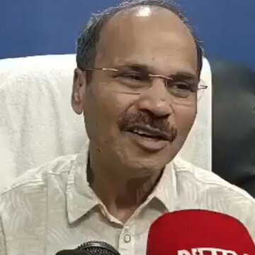 अधीर रंजन चौधरी ने दिया भरोसा: पार्टी जहां से कहेगी, वहीं से चुनाव लड़ूंगा