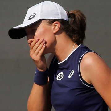 "क्या हम चिड़ियाघर के जानवर हैं…?” इगा स्वियातेक ने निजता के उल्लंघन पर सवाल उठाया