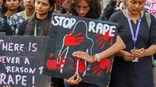 महिला आयोग ने हैदराबाद गैंगरेप मामले में एफआईआर और जांच के आदेश दिए