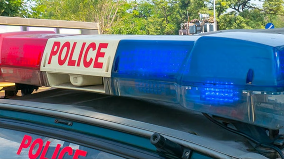 दिल्ली में फर्जी कॉल सेंटर का भंडाफोड़, मास्टरमाइंड गिरफ्तार; 10 लाख रुपये बरामद