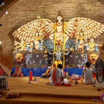 नवमी के दिन फिर से निम्न दबाव, पंडालों के आखिरी समय में तूफान और बारिश की चेतावनी