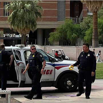 एरिज़ोना यूनिवर्सिटी के पास राइफलधारी की मौजूदगी से हड़कंप, पुलिस खोज में जुटी