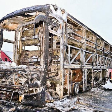 कुरनूल में बस में लगी आग में 2 बच्चों समेत 19 लोग जिंदा जले, मुख्यमंत्री ने जांच के आदेश दिए, मुआवजा घोषित