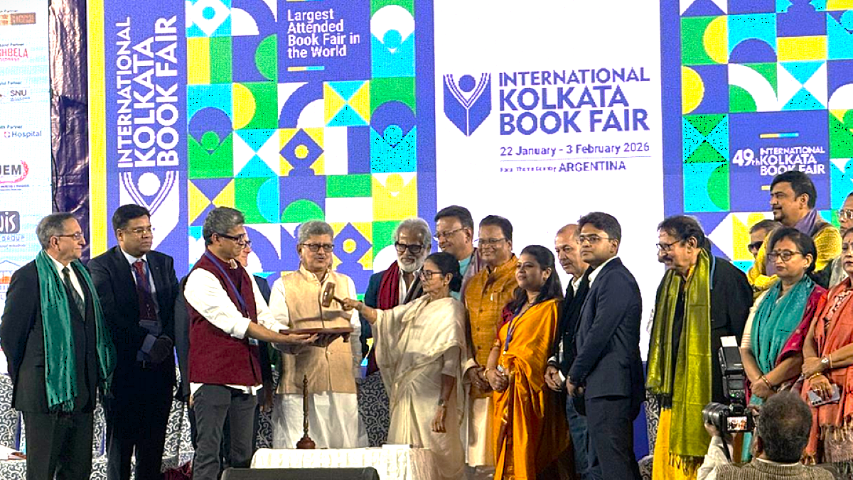 49वें अंतरराष्ट्रीय कोलकाता पुस्तक मेले का भव्य उद्घाटन, मुख्यमंत्री ममता बनर्जी ने पुस्तक मेले के लिए की बड़ी घोषणाएँ