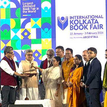 49वें अंतरराष्ट्रीय कोलकाता पुस्तक मेले का भव्य उद्घाटन, मुख्यमंत्री ममता बनर्जी ने पुस्तक मेले के लिए की बड़ी घोषणाएँ