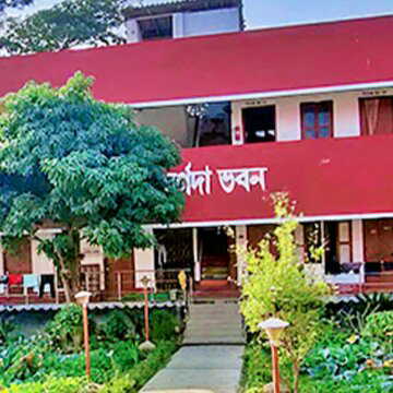 गैस संकट के बीच कभी चूल्हा नहीं बुझा, आश्रम में रोजाना 1300 लोगों का खाना बन रहा