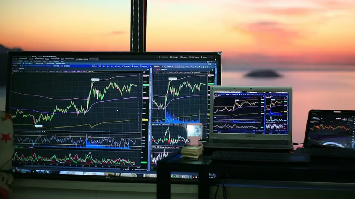 सेंसेक्स 1000 अंक गिरा, आज शेयर बाजार में गिरावट के क्या हैं कारण?