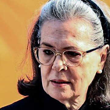 सोनिया गांधी अस्पताल में भर्ती, सांस की दिक्कत; मां की तबीयत बिगड़ने पर राहुल गांधी ने कैंसिल किया केरल दौरा