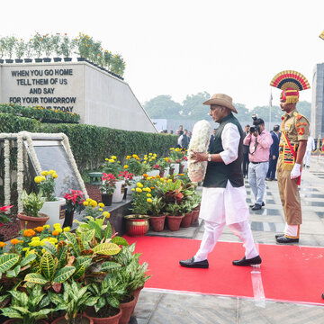 पुलिस स्मृति दिवसः सेना और पुलिस हैं देश की सुरक्षा के स्तंभ: राजनाथ सिंह