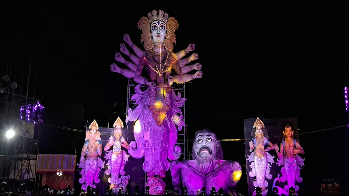 राणाघाट में बनायी गयी विश्व की सबसे ऊंची मां दुर्गा की प्रतिमा! कितनी है ऊंचाई?