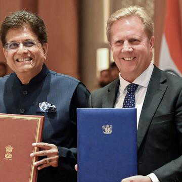 भारत–न्यूज़ीलैंड FTA पर हस्ताक्षर: पर हस्ताक्षर: व्यापार और निवेश को नई गति,  उद्योग, कृषि और छात्रों को फायदा
