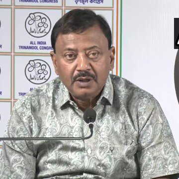 TMC सांसद पार्थ भौमिक ने ‘भाजपा का एजेंट’ कहकर चुनाव आयोग को घेरा