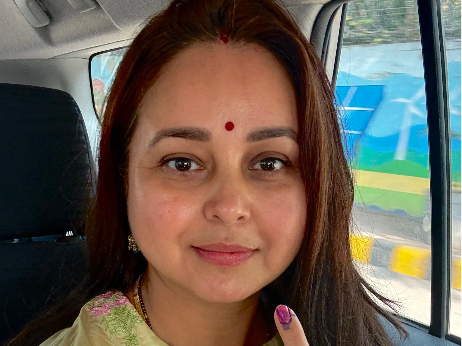 रोहिणी आचार्य का राजनीति छोड़ने का ऐलान, तोड़ा परिवार से रिश्ता