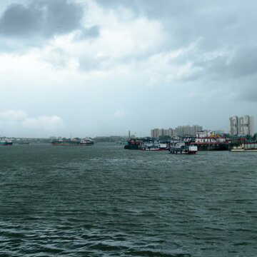 कोलकाता में भी बारिश की संभावना, तापमान में बढ़ोतरी