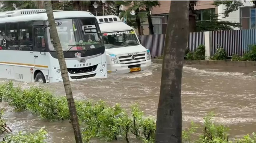जलमग्न कोलकाता को कब मिलेगी बारिश से राहत, क्या बताया मौसम विभाग ने?