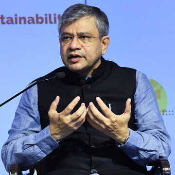 WEF 2026 में अश्विनी वैष्णव का दावा: भारत तेजी से बढ़ेगा, दुनिया को पछाड़ेगा!