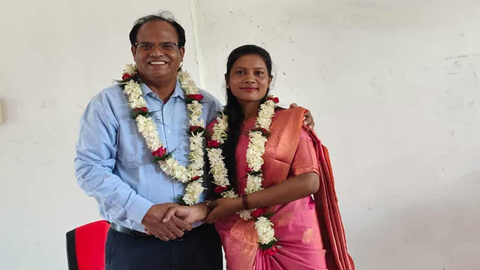 पूर्व केंद्रीय मंत्री जॉन बार्ला ने अपने लिए चुनी नई जीवनसंगिनी, कौन हैं वह?