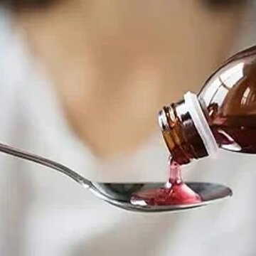 कोडीन कफ सिरप रैकेट पर शिकंजा, वाराणसी में कारोबारी के घर छापेमारी