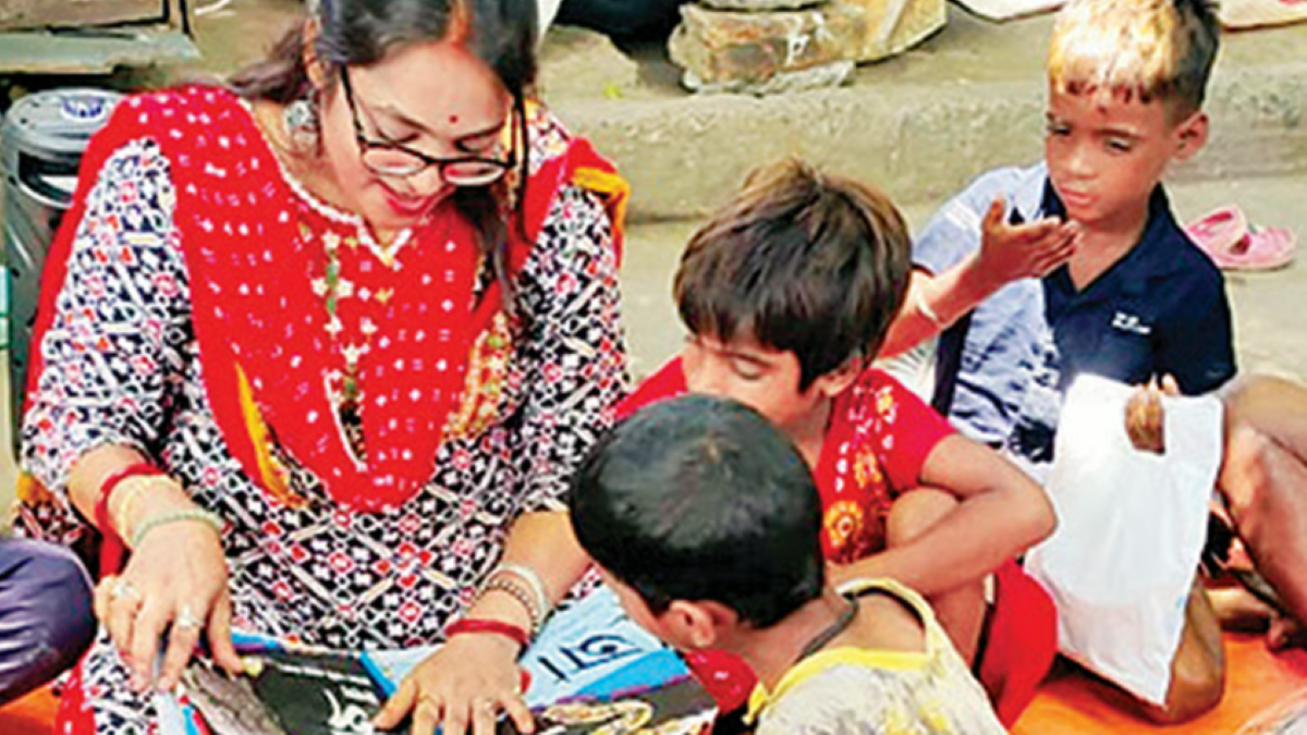 दस रुपये के एक नोट ने एक रात में बदल दी जिंदगी, दर्द से जन्मी दया ने लिया सेवा का संंकल्प