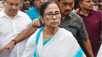 TMC के बैंक अकाउंट फ्रिज़ करने और ममता बनर्जी के PSO को बदलने का ऋतव्रत बंद्योपाध्याय ने किया समर्थन