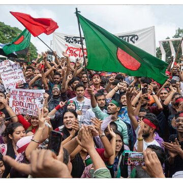 नेपाल में सरकार विरोधी प्रदर्शनों में 25 की मौत, पूर्व प्रधानमंत्री देउबा व उनकी पत्नी घायल