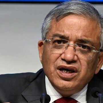 मुख्य चुनाव आयुक्त के खिलाफ महाभियोग प्रस्ताव लाने की तैयारी में जुटी तृणमूल कांग्रेस