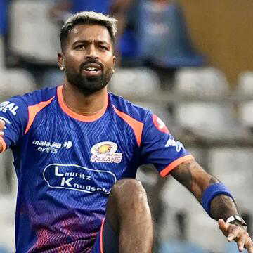 लगातार हार से मुंबई इंडियंस की बढ़ी चिंता, हार्दिक पांड्या के फॉर्म पर सवाल