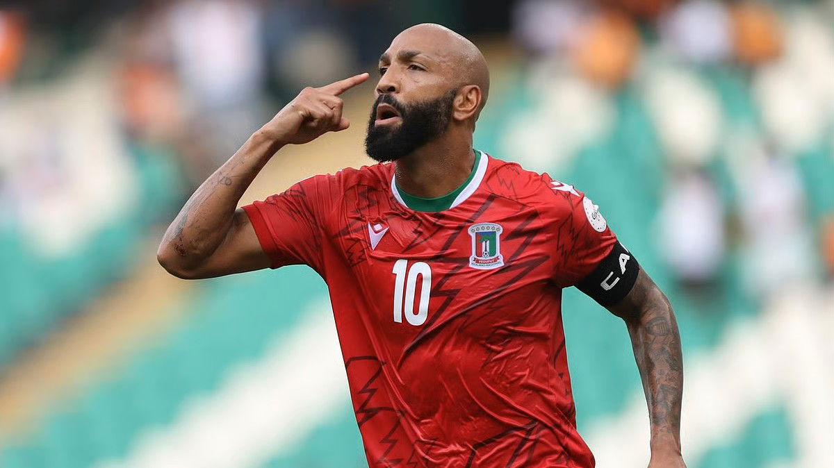 अनियमितताओं के खिलाफ विरोध, नौकरी से हाथ धो बैठे इस टीम के कोच और फुटबॉलर