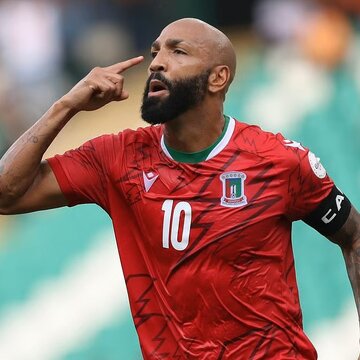 अनियमितताओं के खिलाफ विरोध, नौकरी से हाथ धो बैठे इस टीम के कोच और फुटबॉलर