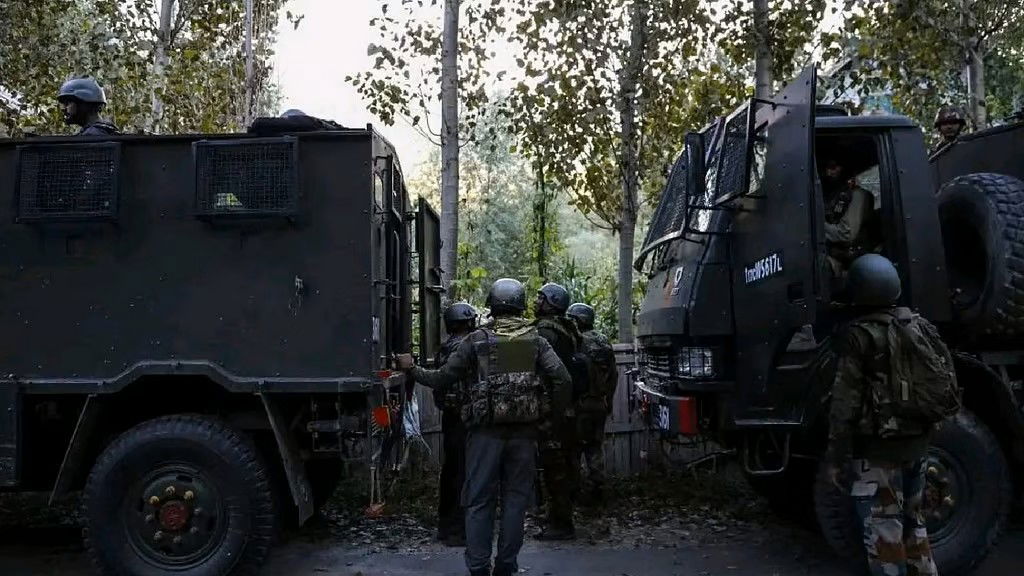 आतंकवादियों के खिलाफ अभियान के बीच अनंतनाग में 2 जवान लापता, तलाशी अभियान शुरू