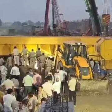 फरीदाबाद-जेवर एक्सप्रेसवे पर बड़ा हादसा, क्रेन गिरने से 3 मजदूरों की मौत