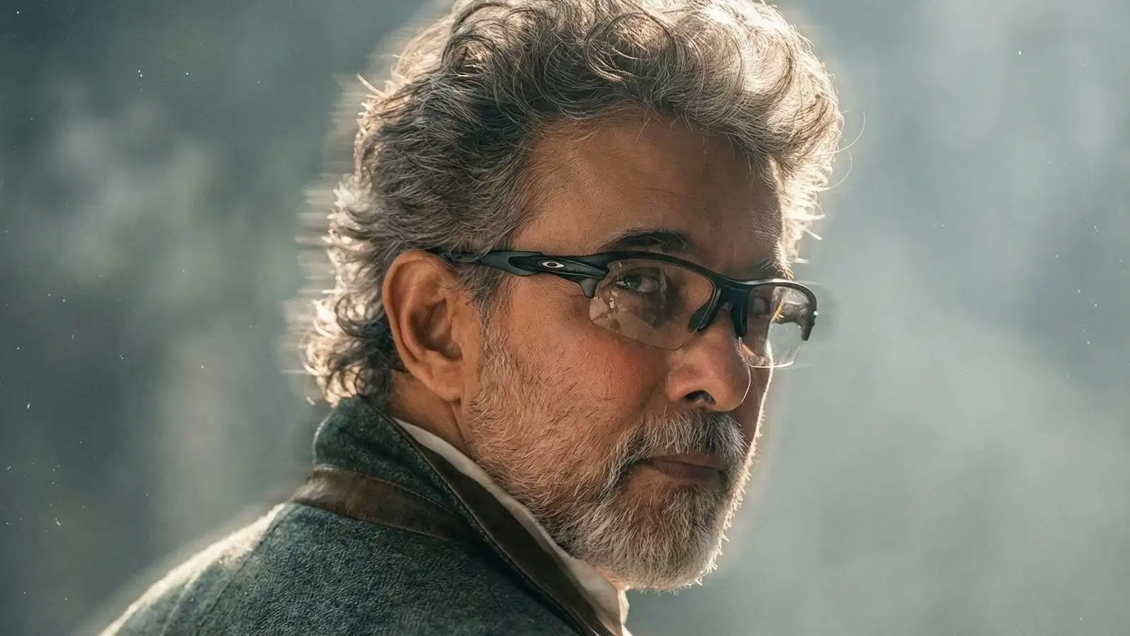 फंडिंग का झांसा देकर तीन लोगों पर अभिनेता दीपक तिजोरी को ठगने का आरोप