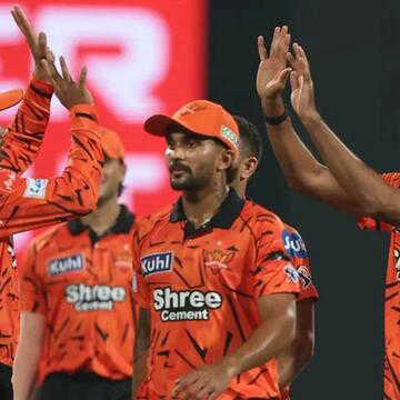 मुम्बई इंडियंस को हराने के बाद SRH के तीन खिलाड़ी अचानक लौटे अपने देश, क्या है असली वजह?