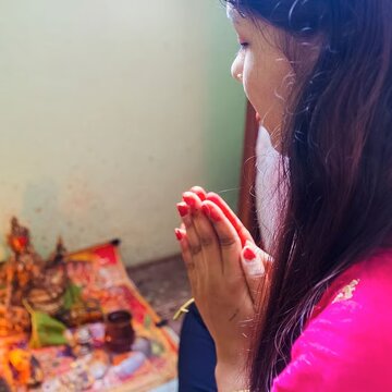 आप रोज़ के 5 काम गलत तरीके से करके अपने जीवन में अशुभ शक्तियों का संचार कर रहे हैं, जानिए वास्तु टिप्स