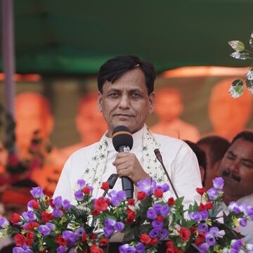 एनडीए के पक्ष में माहौल, महागठबंधन में समन्वय की कमी से सियासी तापमान चढ़ा