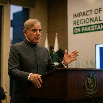 ईरान-अमेरिका तनाव से पाकिस्तान की अर्थव्यवस्था पर गहरा संकट, तेल महंगा और जनता परेशान