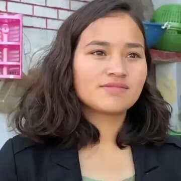 22 वर्षीय बीटेक स्नातक, शहर छोड़कर लौटीं बदलने गाँव की तस्वीर