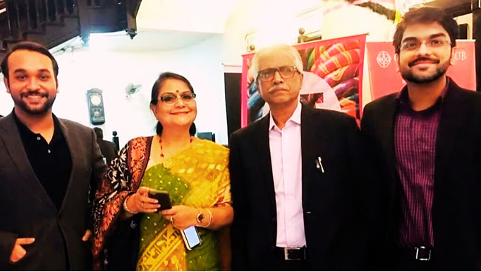 SIR : मतदाता सूची के मसौदा से तृणमूल सांसद के परिवार का नाम गायब, थमाया गया सुनवाई का नोटिस