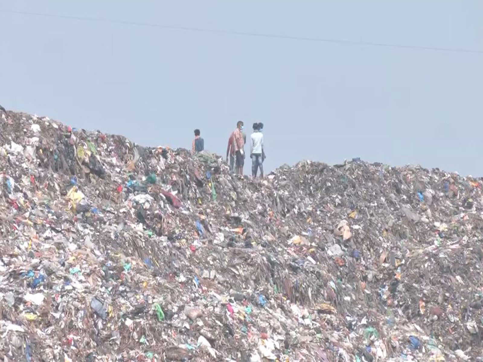 चेन्नई में खौफनाक हत्याकांड: बोरी में मिला प्रवासी मजदूर का शव, कूम नदी से बेटे की लाश मिली