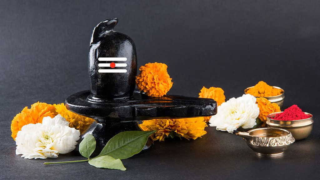 घर में शिवलिंग कहां रखें ? इसका आकार कैसा होना चाहिए ? जानें शिवलिंग रखने के वास्तु टिप्स