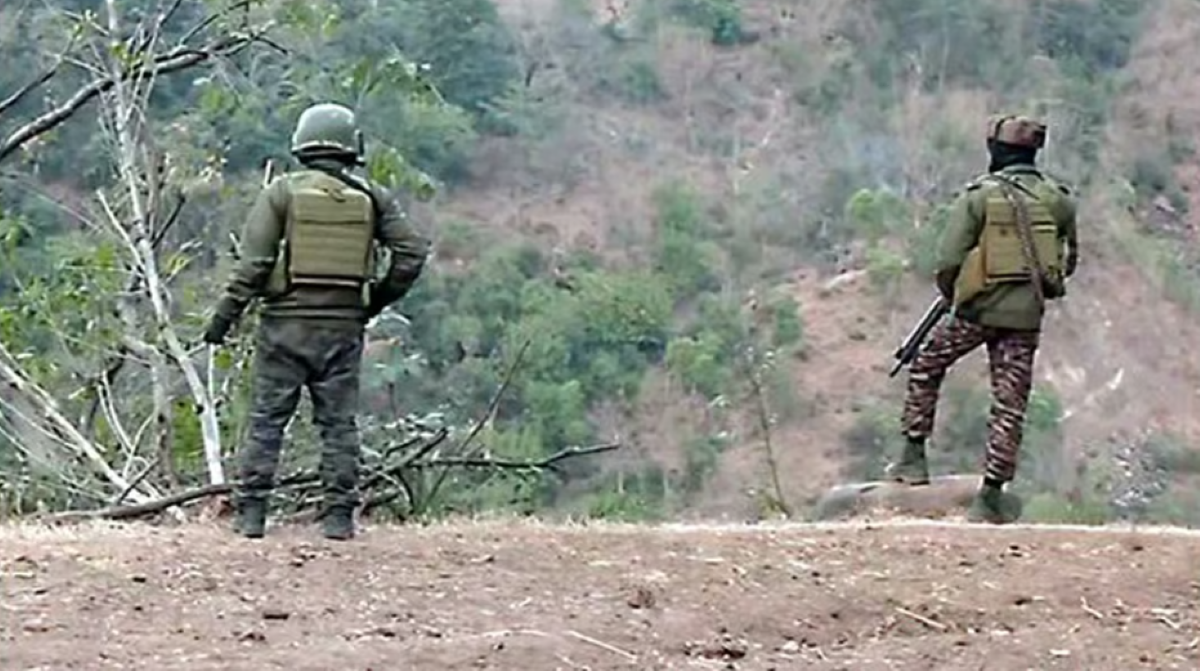 कठुआ के गांव में संदिग्ध व्यक्ति की सूचना मिलते ही सेना द्वारा तलाशी और हाई अलर्ट जारी