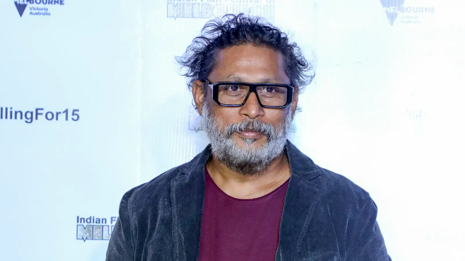 'पीकू' के निर्देशक सुजीत सरकार और तेलुगु स्टार मोहन बाबु पश्चिम बंगाल राज्यपाल अवॉर्ड से सम्मानित