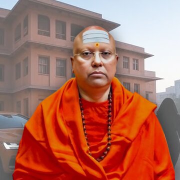 स्वामी चैतन्यानंद सरस्वती पर 15 युवतियों ने लगाया यौन उत्पीड़न का आरोप