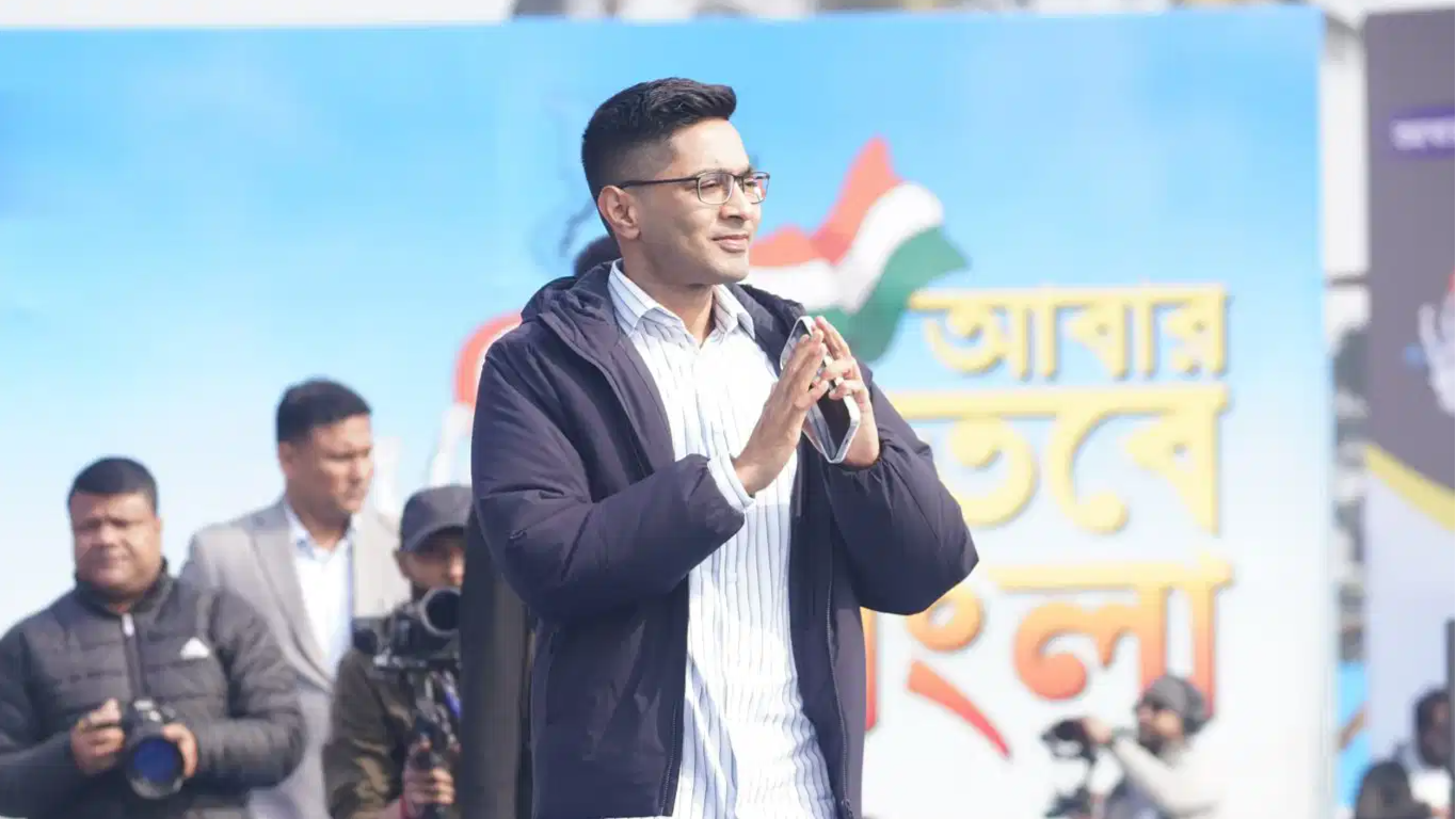 अभिषेक बनर्जी ने नाम लिए बगैर हुमायूं कबीर पर किया वार, कहा - तृणमूल साम्प्रदायिक सद्भाव का प्रतीक