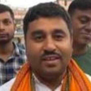 बंगाल में दोहरी-इंजन की सरकार बनाएं: बीरभूम में स्थानीय लोगों से भाजपा प्रत्याशी कृष्णा कांत साहा की अपील