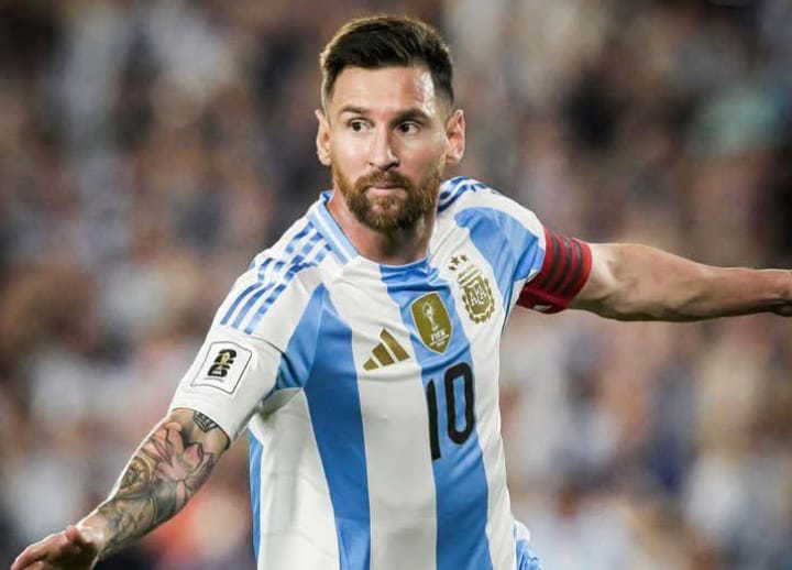 मेस्सी और सुआरेज मुंबई के रैंप पर साथ चलेंगे, विश्व कप की यादगार वस्तुओं की होगी नीलामी